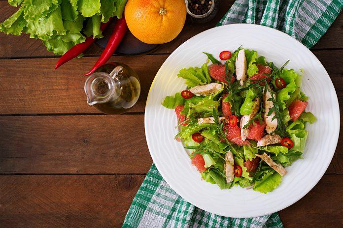 Salad bưởi giúp giảm cân phù hợp ăn kiêng (Nguồn: Internet).