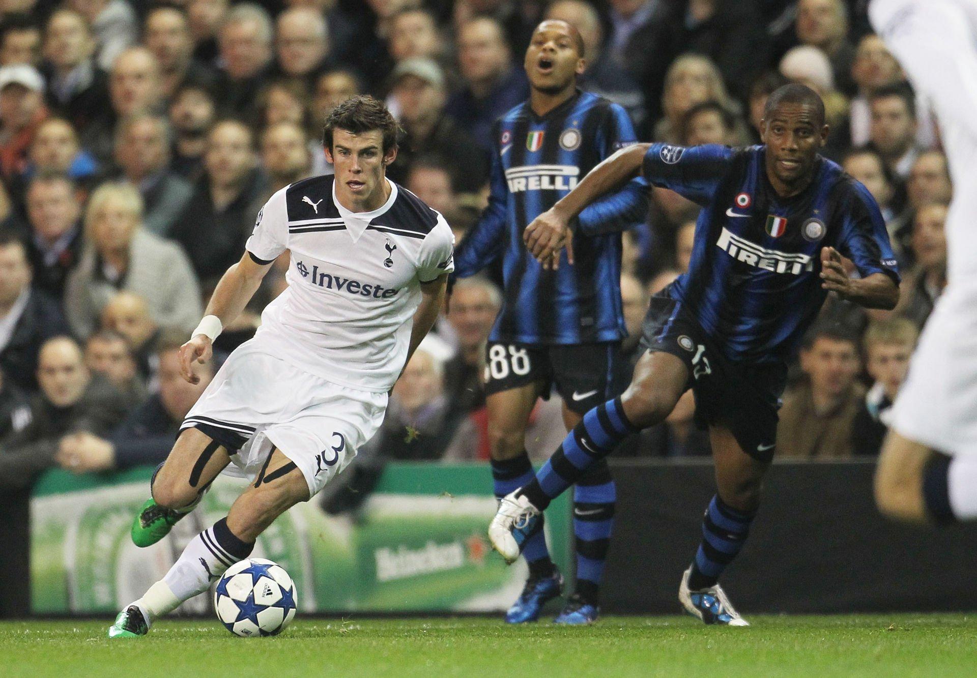 Bằng tốc độ và kĩ thuật siêu hạng, Bale hoàn toàn biến Maicon thành một "gã hề" trong cả 2 lần đối đầu (Nguồn: Internet).