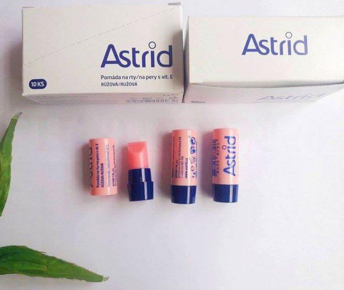 Nắm vững 4 tips dưỡng môi hồng hào tự nhiên cực kỳ đơn giản Astrid Protective & Regenerating Lip Balm căng mịn chăm sóc đôi môi ẩm mịn chống nắng dưỡng ẩm dưỡng ẩm môi dưỡng môi dưỡng môi hồng hào đôi môi đôi môi hồng hào đơn giản gel tẩy tế bào chết môi Unpa Bubi Bubi Lip Innisfree Smooth Lip Scrub làm đẹp Laneige Lip Sleeping Mask Berry Maybelline Makeup Remover for Eye Lip môi hồng tự nhiên môi thâm nguyên liệu nguyên liệu tự nhiên Nivea Sun Soleil SPF 30 phục hồi đôi môi khô nẻ sản phẩm tẩy tế bào chết tẩy tế bào chết môi tẩy trang tẩy trang mắt môi innisfree apple seed lip eye remover tẩy trang môi trị thâm môi tự nhiên Vichy Ideal Soleil Xoa dịu đôi môi khô và nứt nẻ