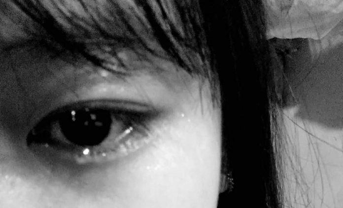 Ảnh đôi mắt buồn (Nguồn: Internet) Ảnh đôi mắt buồn (Nguồn: Internet)