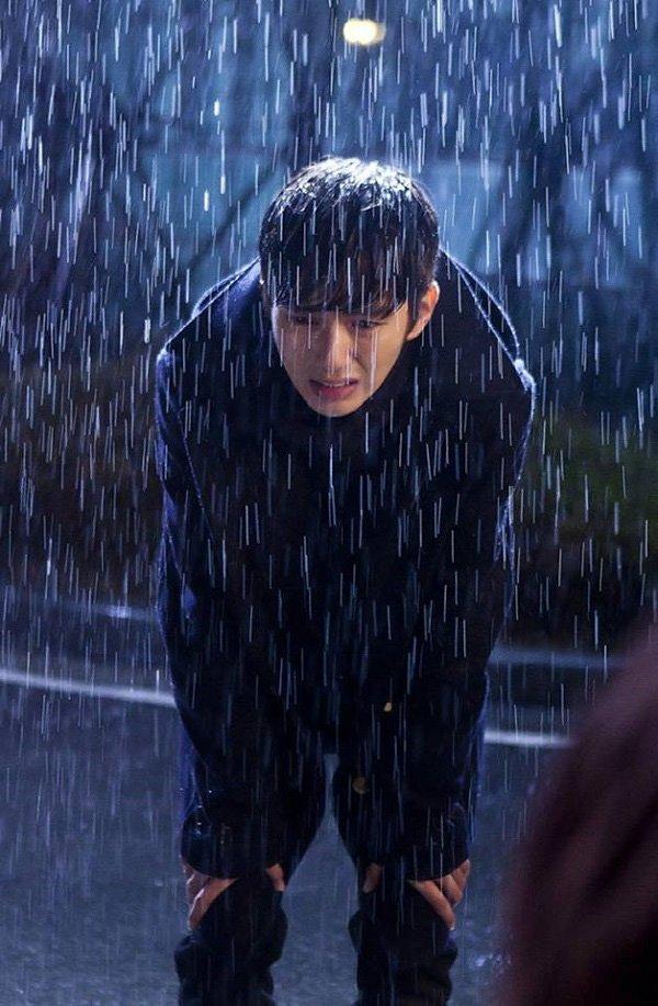 Ảnh buồn ngày mưa. (Nguồn: Internet) Ảnh buồn ngày mưa. (Nguồn: Internet)