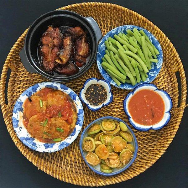 Mâm cơm gia đình dễ làm hằng ngày (Nguồn: Internet)