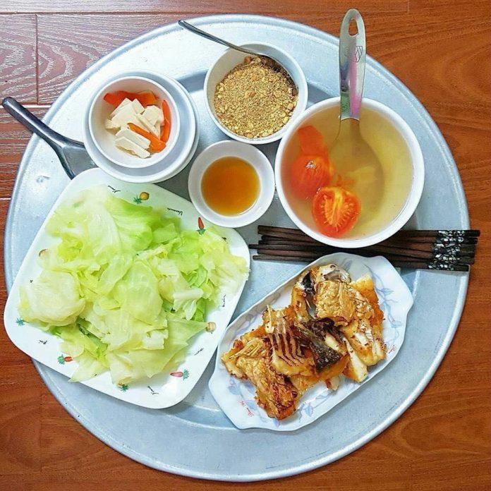 Mâm cơm gia đình dễ làm hằng ngày (Nguồn: Internet)