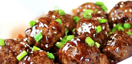 Thịt viên sốt tỏi mật ong. (Nguồn: TheCooknShare )