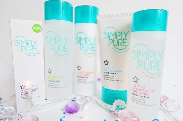 Bộ dưỡng da Superdrug Simply Pure. (Nguồn Internet)