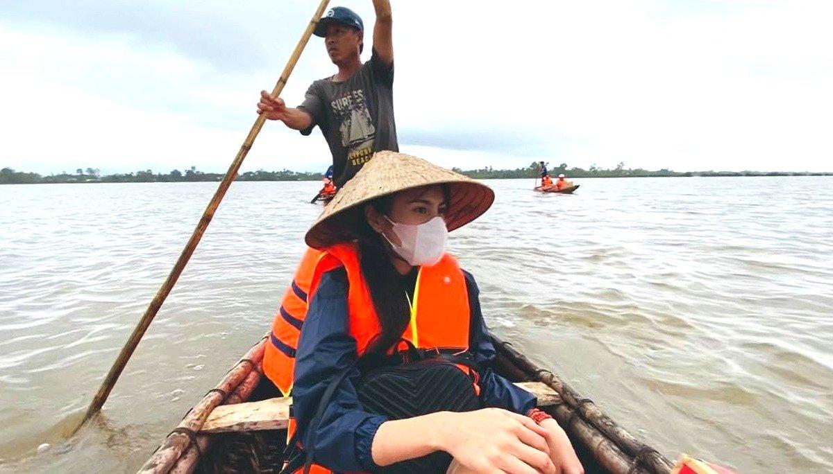 Thủy Tiên trở lại Sài Gòn, lên tiếng về 100 tỷ giúp đỡ miền Trung