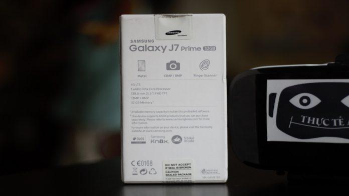 Hộp của Samsung Galaxy J7 Prime