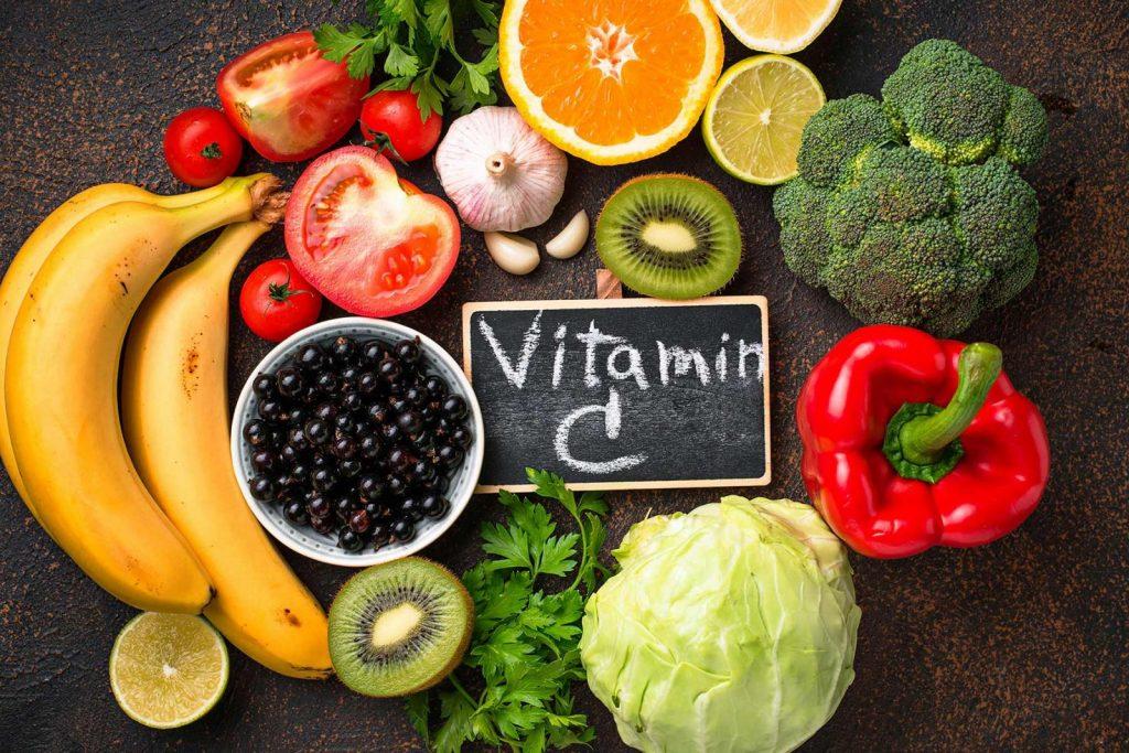 Vitamin C là loại dinh dưỡng thiết yếu đối vói con người (Ảnh Internet)