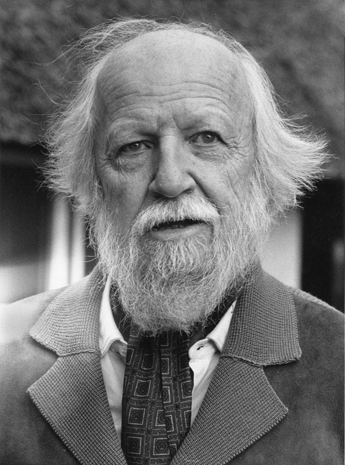 Sir William G. Golding (ảnh chụp năm 1983). (Ảnh: Internet)