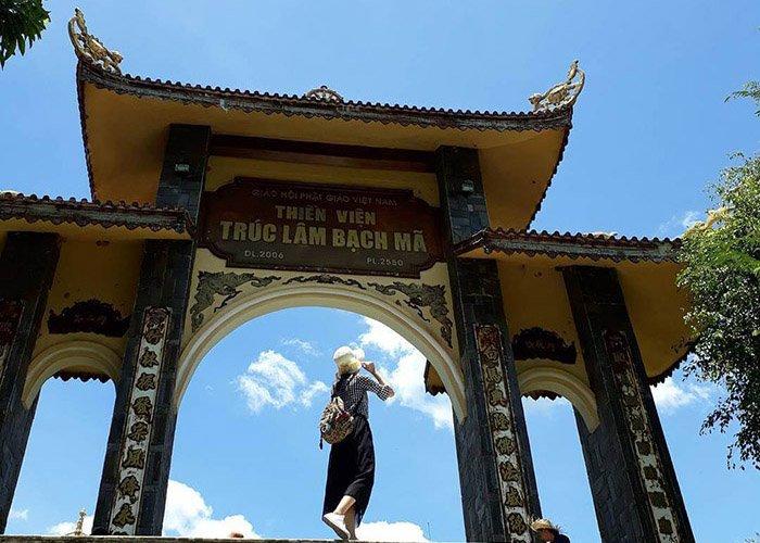 Thiền viện Trúc Lâm Bach Mã - tựa chốn bồng lai tiên cảnh ở Huế (nguồn: Internet)