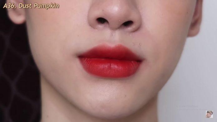 Review son Black Rouge Air Fit Velvet Tint Version 7 Velvet Crown: Vị vua của dòng son velvet tint trở lại và có lợi hại hơn xưa? bảng màu Black Rouge Black Rouge Air Fit Velvet Tint Black Rouge Air Fit Velvet Tint Version 7 Black Rouge Air Fit Velvet Tint Version 7 Velvet Crown màu cam đất màu cam đỏ màu cam gạch màu đỏ màu đỏ nâu màu đỏ neon review son review son black rouge sản phẩm son Black Rouge son kem lỳ son Velvet thiết kế thông tin thương hiệu trở lại