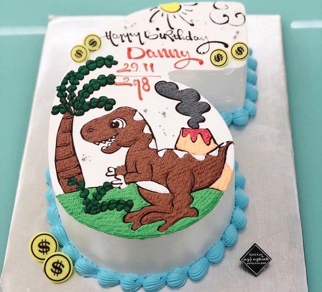 Bánh sinh nhật có chú khủng long cực đáng yêu (Ảnh: internet)
