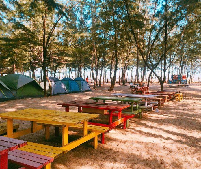 Zenna Pool Camp hiện là khu cắm trại dã ngoại đang rất "hot" trong giới trẻ. (Ảnh: internet)