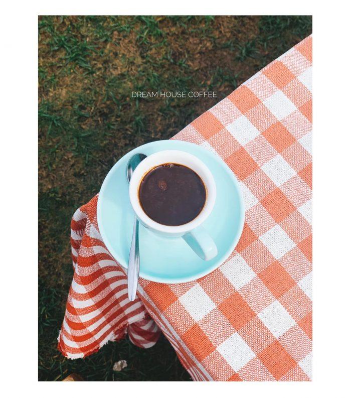 Ngay cả đồ uống cũng phải thật chill. (Ảnh: Fanpage Facebook Dream House Coffee)