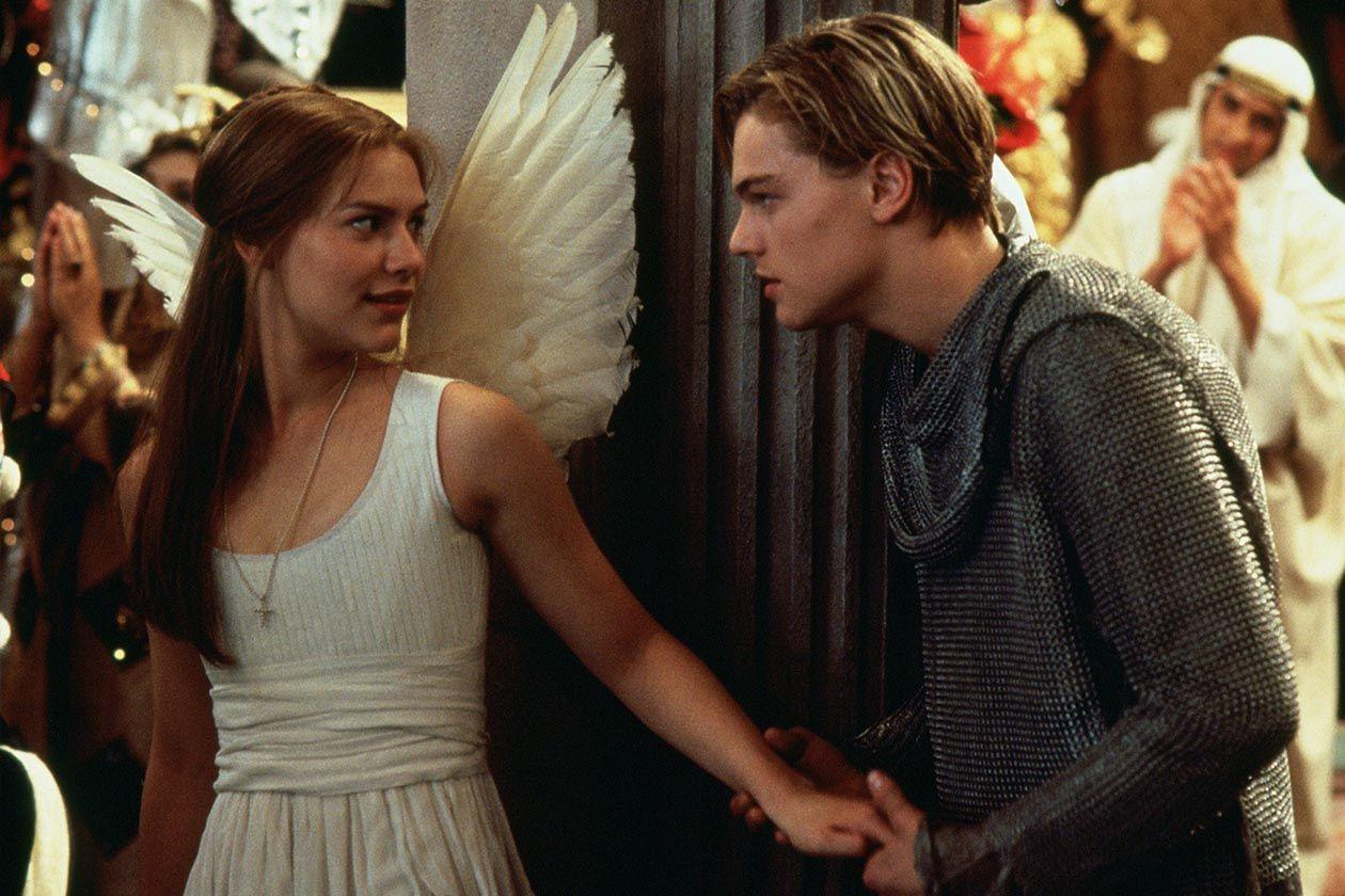 Review Romeo + Juliet: Phim chuyển thể độc đáo nhất trong vũ trụ văn học  Shakespeare - BlogAnChoi