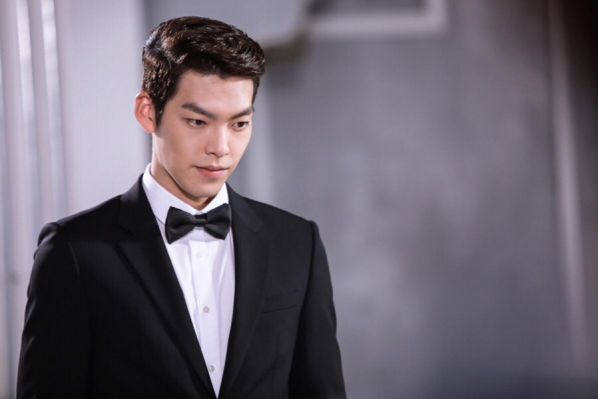 Tạo hình của Kim Woo Bin với vai Choi Young Do trong Những Người Thừa Kế. (Nguồn: Internet)