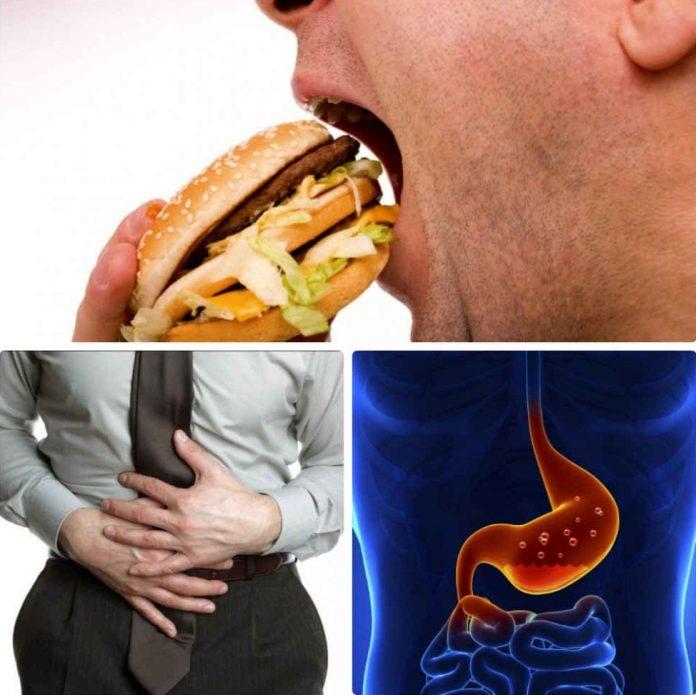 Ăn quá no là một trong những thói quen có hại cần tránh khi ăn uống (Nguồn: Internet).