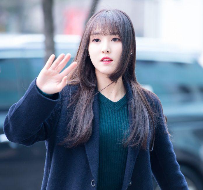 Yuju (Griend) xinh đẹp trong kiểu tóc Hime truyền thống (Nguồn: Internet)