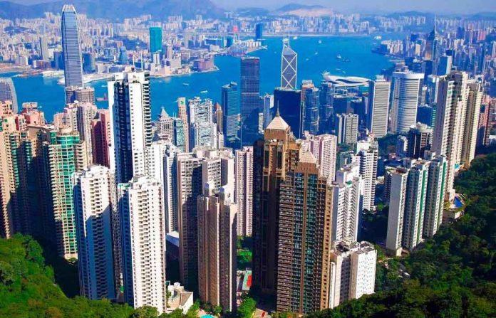 Đằng sau một Hong Kong xa hoa như thế này là những góc khuất không nhiều người biết đên. (nguồn ảnh: internet)