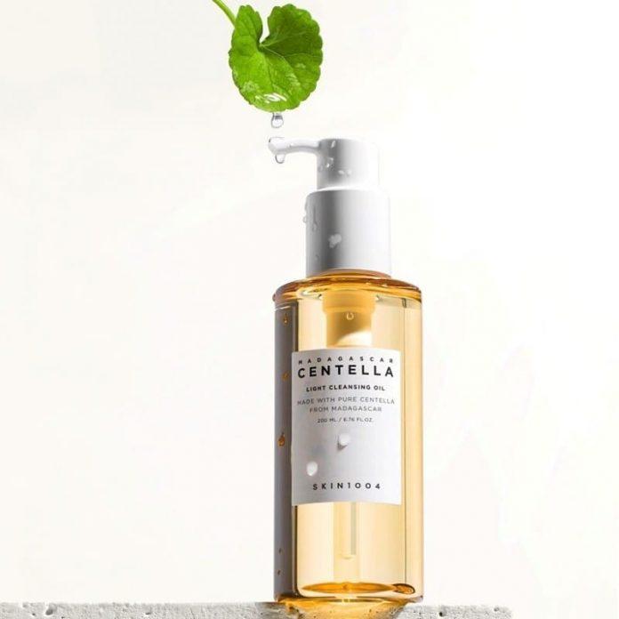 Dầu tẩy trang SKIN1004 Madagascar Centella Light Cleansing Oil. (Nguồn: Internet).