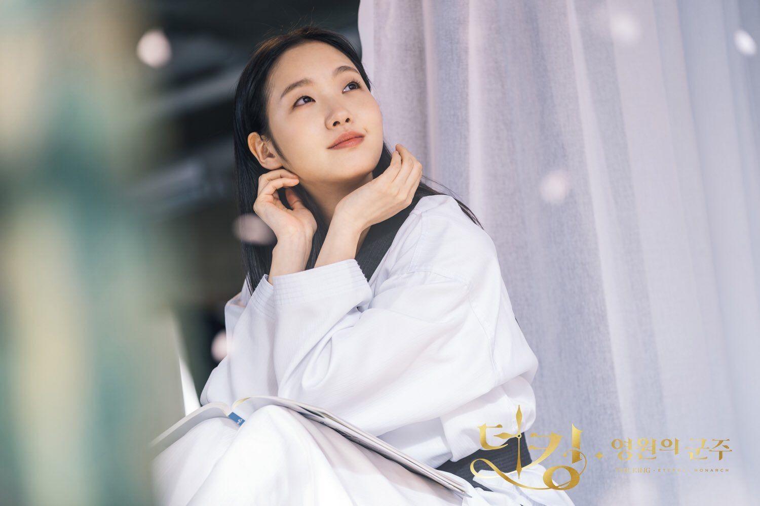 10 nữ diễn viên Hàn Quốc xuất sắc nhất năm 2020 - BlogAnChoi