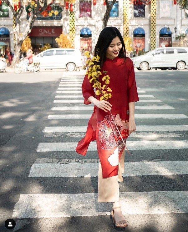 Sắc đỏ chính là màu sắc tượng trưng cho mỗi dịp Tết đến xuân về (Nguồn: BlogAnChoi)