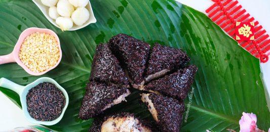 Bánh chưng gạo lứt có màu tí độc đáo. (Ảnh: Fanpage Stay Healthy s Kitchen)