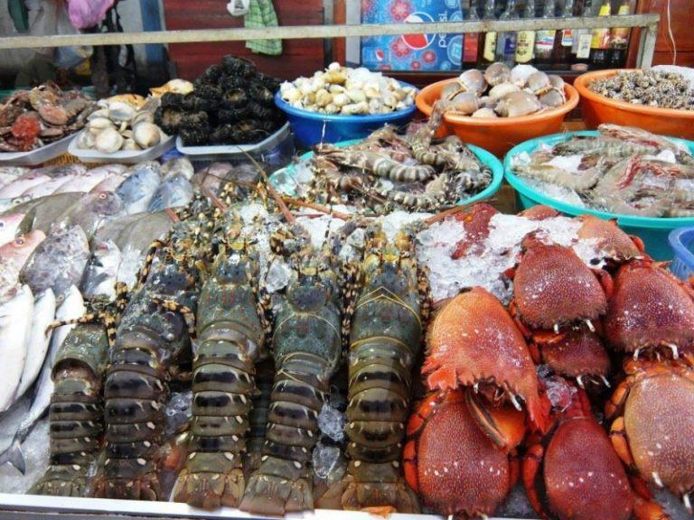 Hải sản tươi sống ở Quy Nhơn (ảnh: internet)