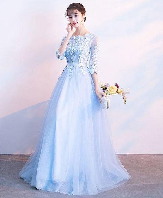 Hình ảnh váy cưới đẹp màu xanh biển (Ảnh: Internet)
