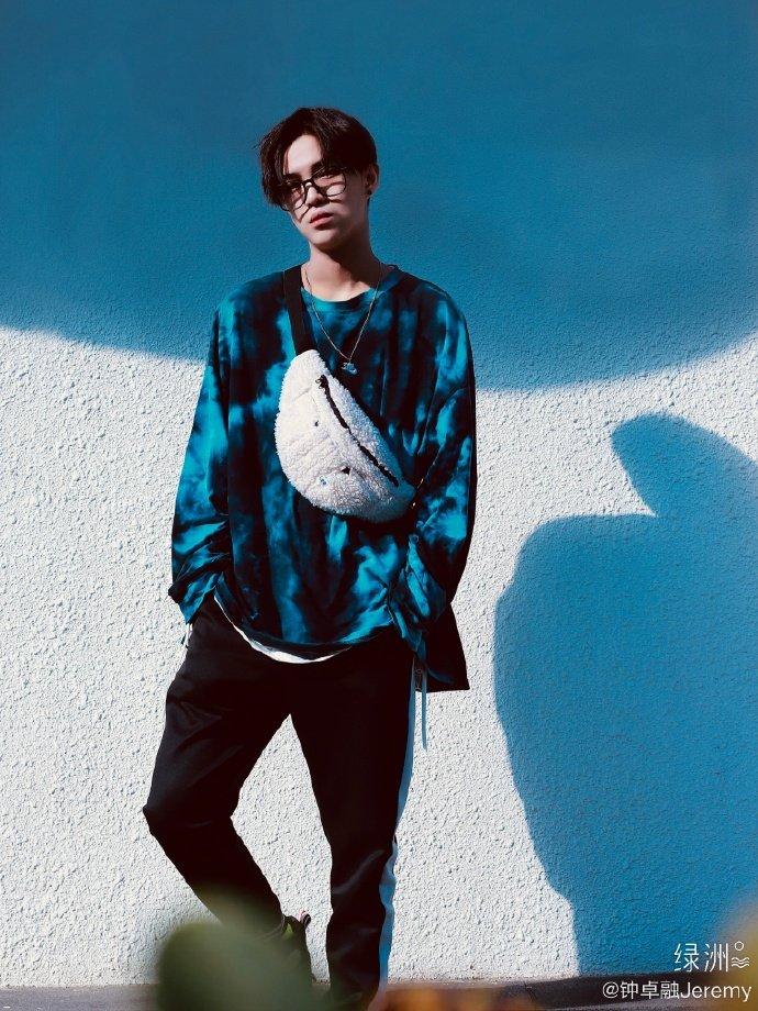 Street style của Jeremy (nguồn internet)