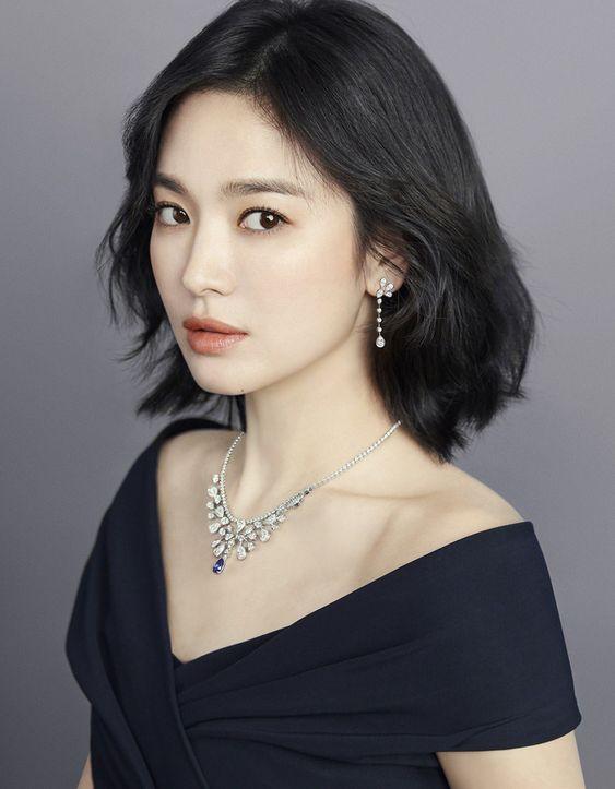 Vẻ đẹp thanh lịch của Song Hye Kyo vô cùng phù hợp với Chaumet (Nguồn: Internet)