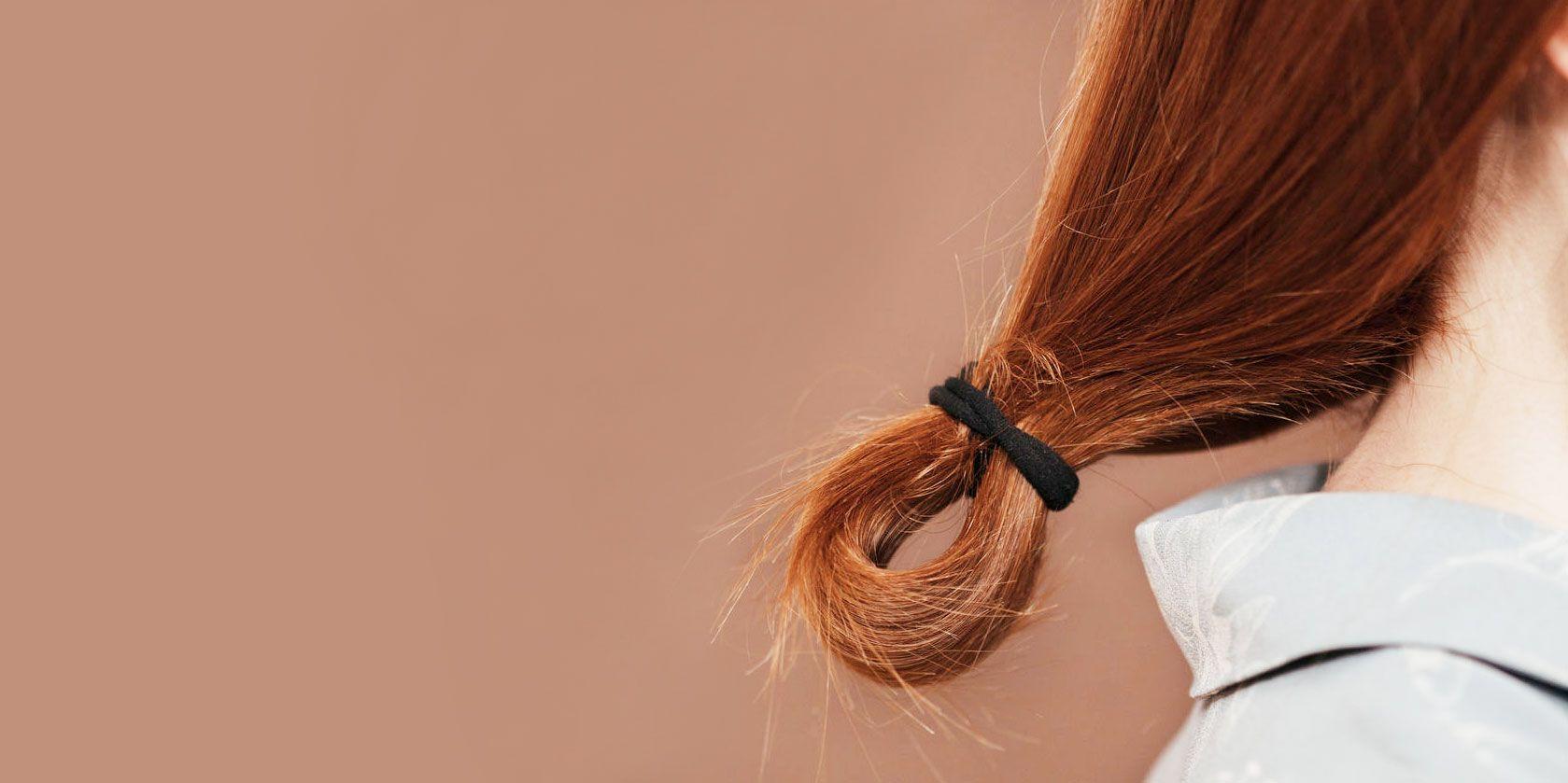 Dấu hiện nhận biết tóc hư tổn rất dễ và đơn giản chỉ cần bạn chú ý một chút thôi (Nguồn: Internet).