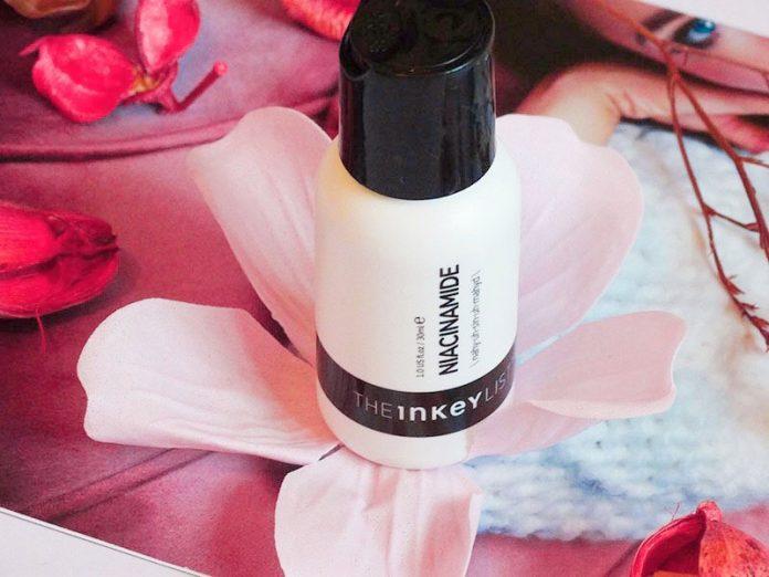 Tinh chất kháng mụn mờ thâm The Inkey List Niacinamide. (Nguồn: Internet).