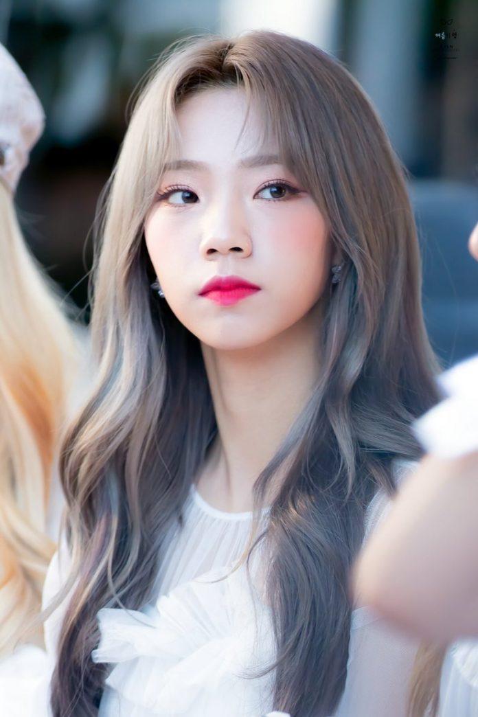 Đôi mắt to trong veo, làn da trắng sứ và vẻ đẹp ma mị của Yeoreum khiến người ta khó tin rằng cô hoàn toàn là người thật. (Nguồn: Internet)