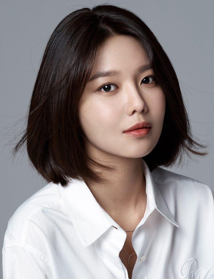 Sooyoung ghen tỵ với những người có làn da trắng sáng vẫn thích màu da rám nắng tự nhiên của mình. (Nguồn: Internet)