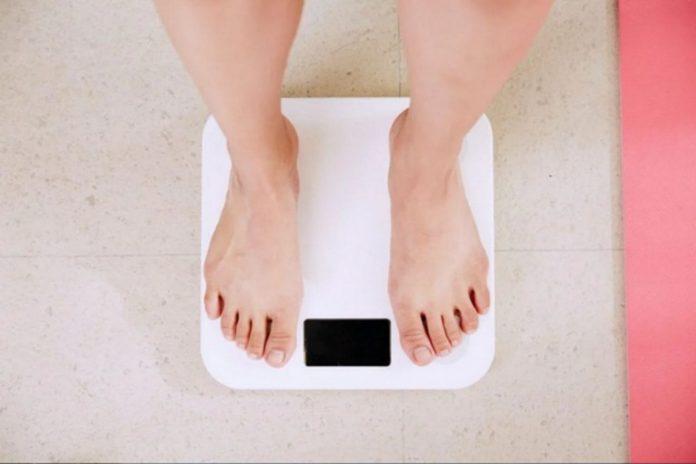 Chất xơ không chỉ giúp giảm cân mà còn duy trì cân nặng khỏe mạnh (Nguồn: Internet).