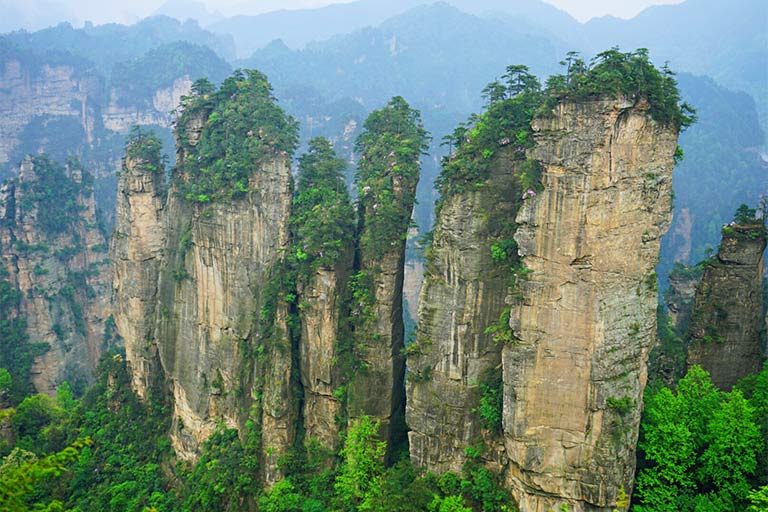 Hoàng Thạch Trại cũng là khu vực núi đá dốc đứng gần với Kim Tiên Khê (Ảnh: Internet).