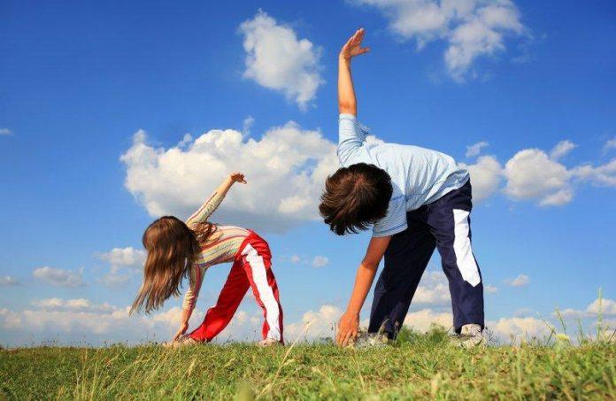 Tập thể dục thường xuyen mang lại nhiều lợi ích cho trẻ (Ảnh: Internet).