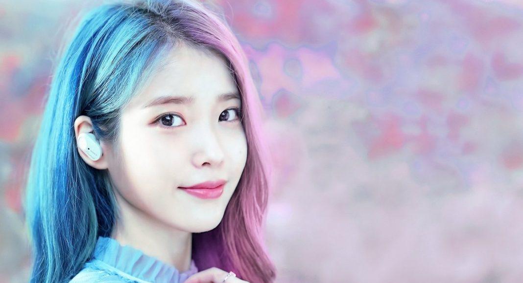 IU quyên góp 100 triệu won đánh dấu sự quay trở lại cực đỉnh với album thứ 5 