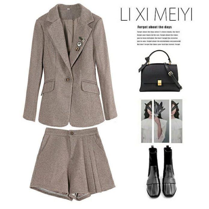 Set đồ hài hòa chỉ với 2 tone màu (Nguồn: BlogAnChoi) Set đồ hài hòa chỉ với 2 tone màu (Nguồn: BlogAnChoi)