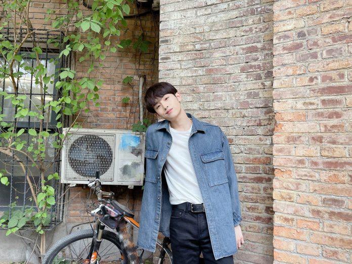 Winwin (Đổng Tư Thành) là thành viên của nhóm nhạc nam đông thành viên nhất Kpop, NCT. (Nguồn: Internet)