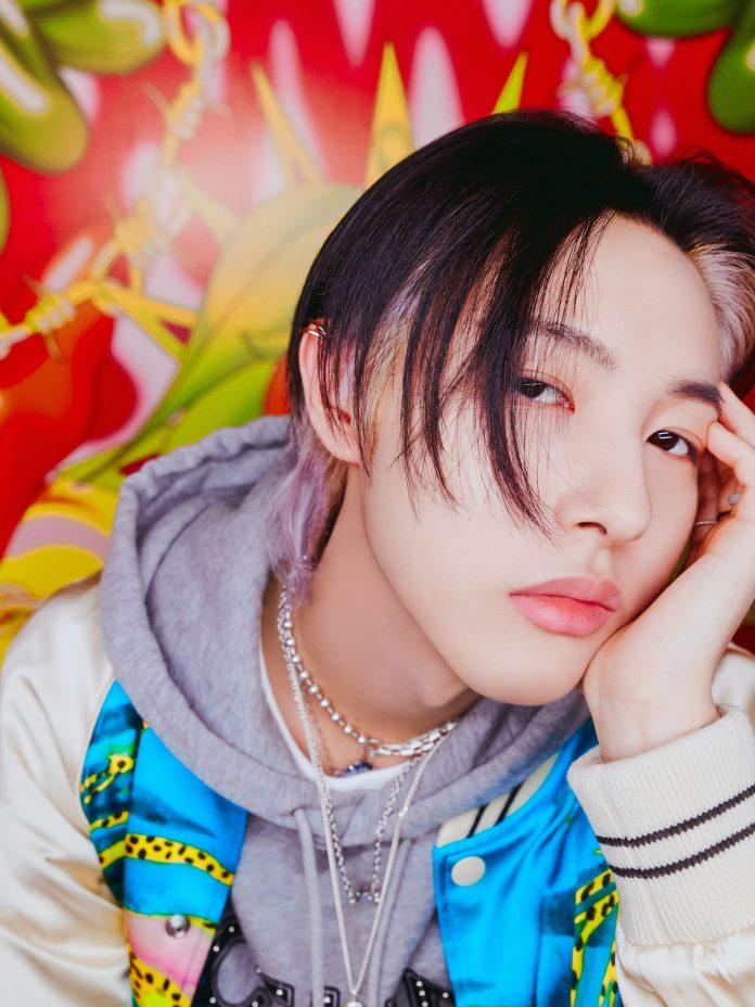 Renjun (Hoàng Nhân Tuấn) là thành viên của nhóm nhạc nam đông thành viên nhất Kpop, NCT. (Nguồn: Internet)