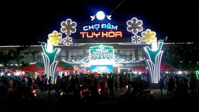 Chợ đêm Tuy Hòa (Nguồn: Internet).