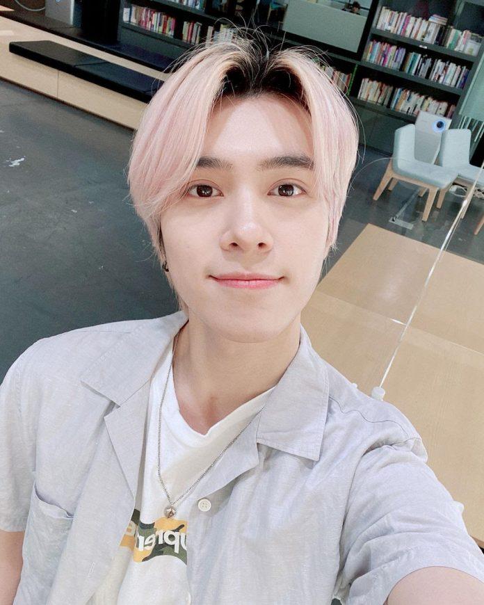 Hendery là thành viên của nhóm nhạc nam đông thành viên nhất Kpop, NCT. (Nguồn: Internet)