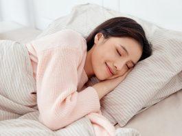 Thực phẩm giàu chất xơ và chuối giúp bạn ngủ ngon hơn
