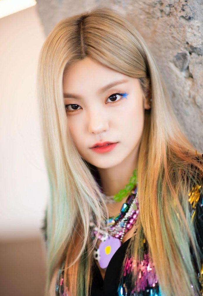 Yeji (ITZY) đã vượt qua căn bệnh hiểm nghèo thời thơ ấu để trở thành ngôi sao. (Nguồn: Internet)