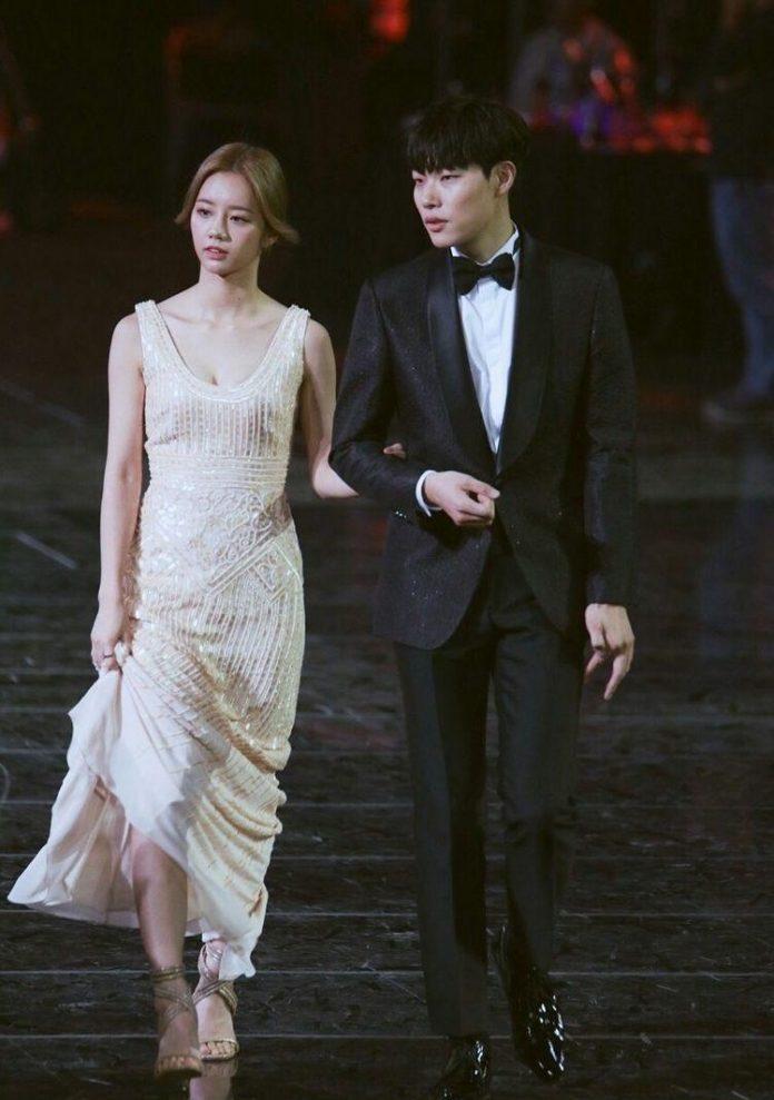 Hyeri - Ryu Jun Yeol lọt top 12 cặp đôi đỉnh nhất Kbiz theo TMI News. (Nguồn: Internet)