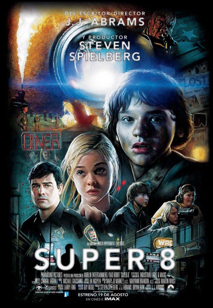 Poster phim Super 8 - Quái Vật Vũ Trụ (2011) (Ảnh: Internet)