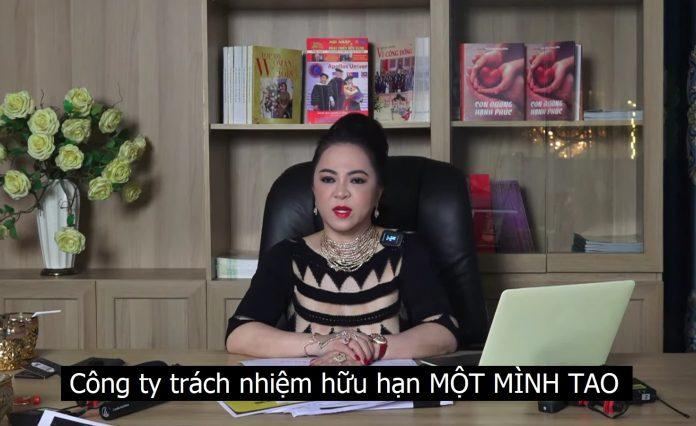 "Một Mình Tao" chấp hết. (Ảnh: BlogAnChoi)