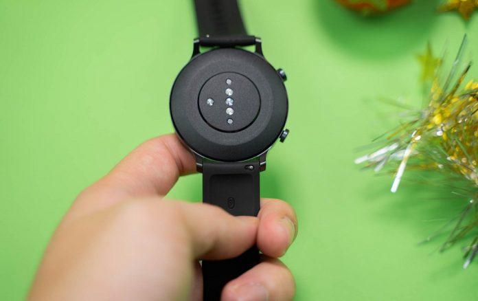 Mặt dưới của đồng hồ Watch S (Ảnh: Internet).